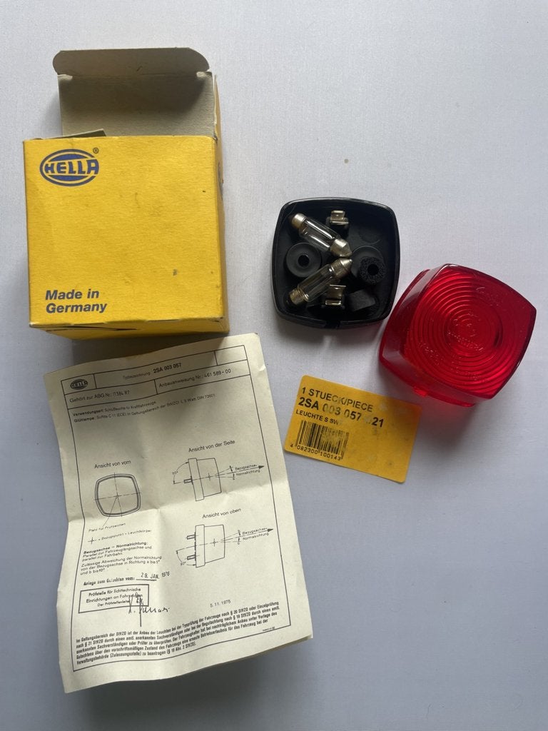 Hella achterlicht (2SA 003 057 21), Auto-onderdelen, Ophalen of Verzenden, Nieuw, Universele onderdelen