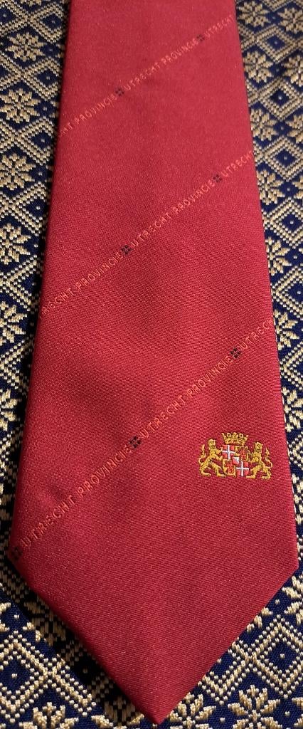 Provincie Utrecht stropdas rood Provincie wapen, Kleding | Heren, Stropdassen, Ophalen of Verzenden, Nieuw, Rood