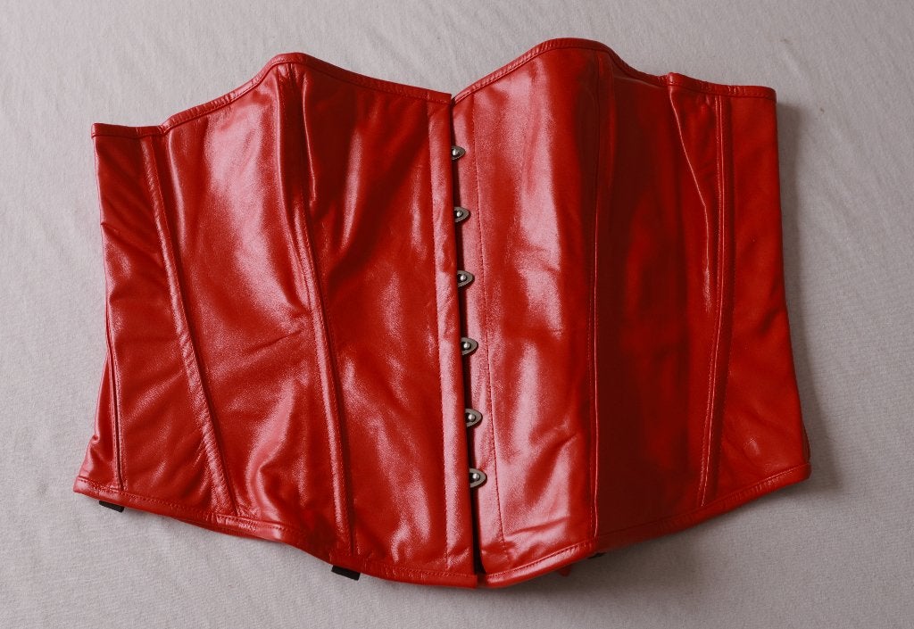 echt lederen rood korset  grote maat, Overige typen, Nieuw, Ophalen of Verzenden, Onbekend
