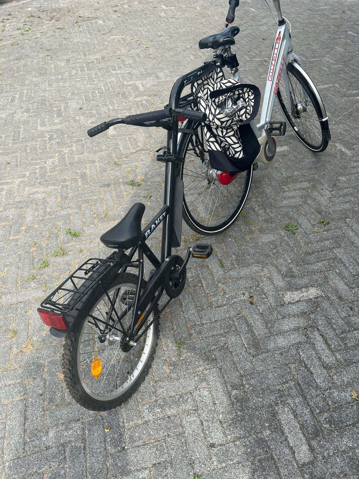 Raket Tandem-Bike - Fietsaanhanger voor kinderen, Ophalen, Zo goed als nieuw, Terugtraprem, Verstelbare zitting