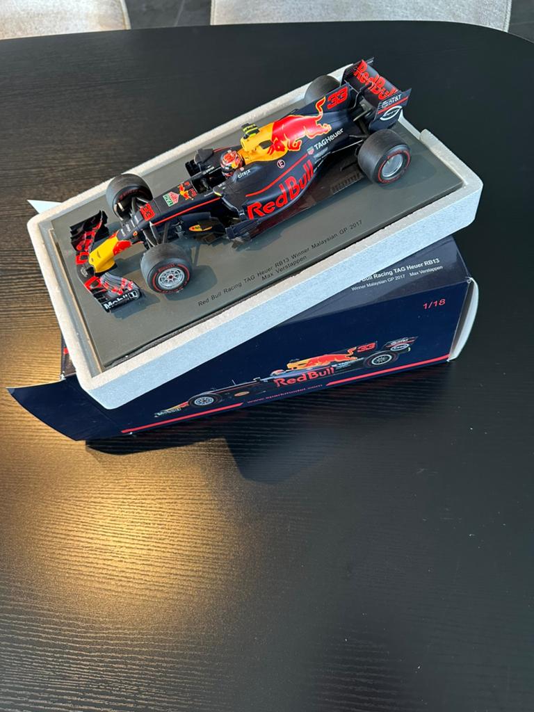 Max Verstappen winner Maleisië 2017 1:18, Ophalen of Verzenden, Zo goed als nieuw, Formule 1