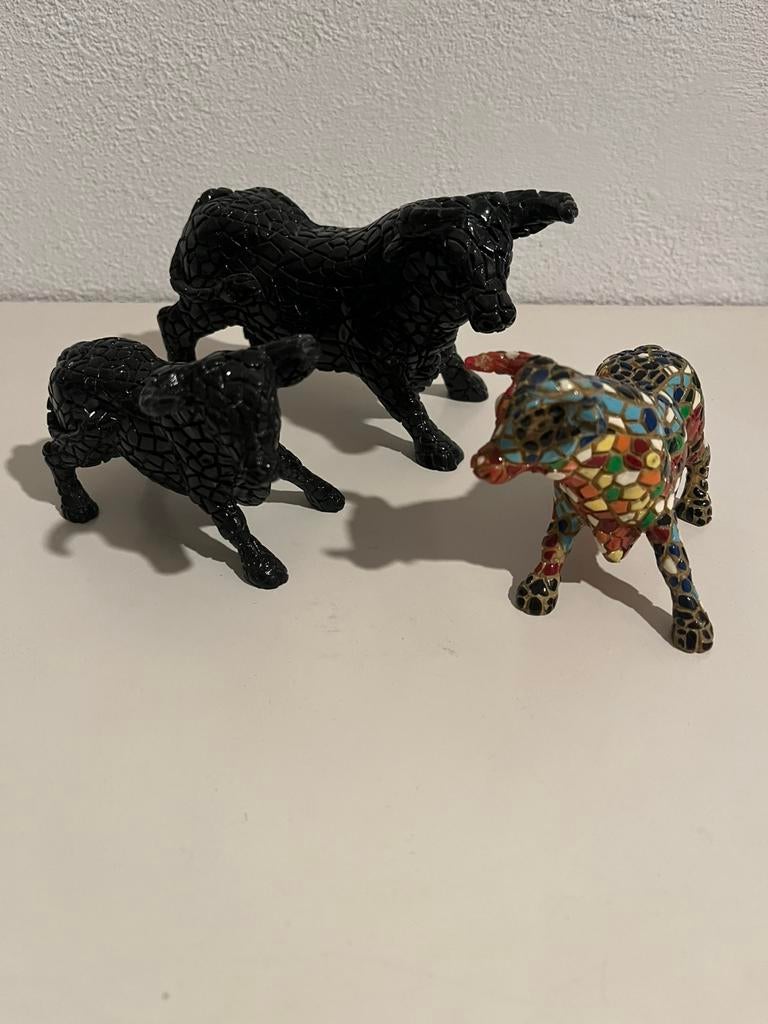 3x beeldje stier, Verzamelen, Beelden en Beeldjes, Verzenden, Zo goed als nieuw
