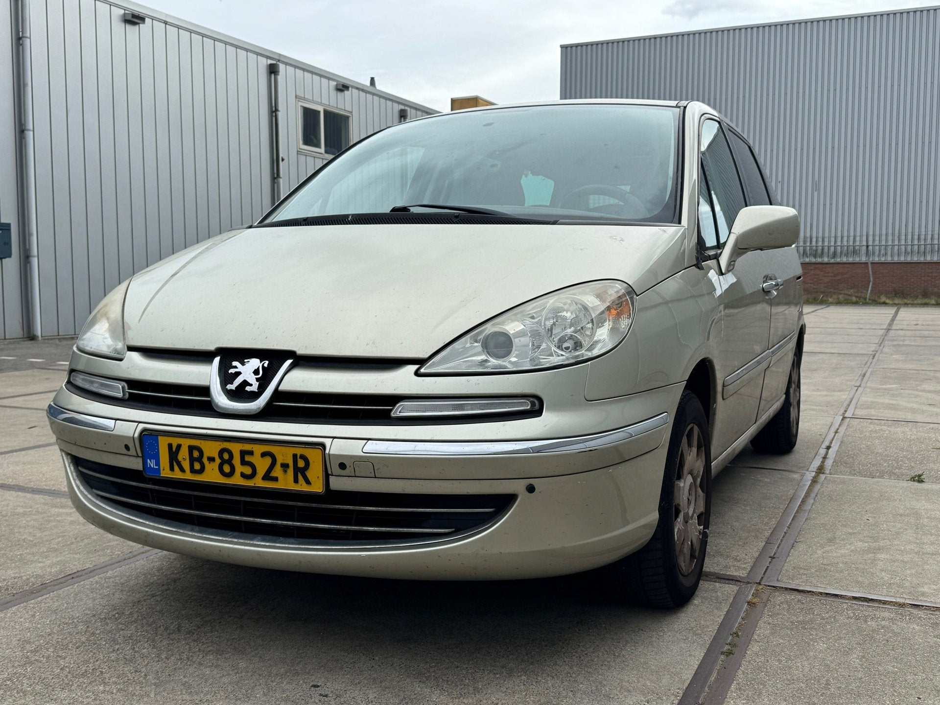 Peugeot 807 2.0 SR 7 PERSOONS AIRCO, Auto's, Peugeot, Voorwielaandrijving, Gebruikt, 4 cilinders, Bruin