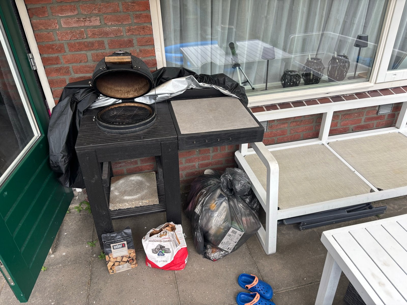 Kamado BBQ met onderstel en accessoires, Ophalen of Verzenden, Gebruikt