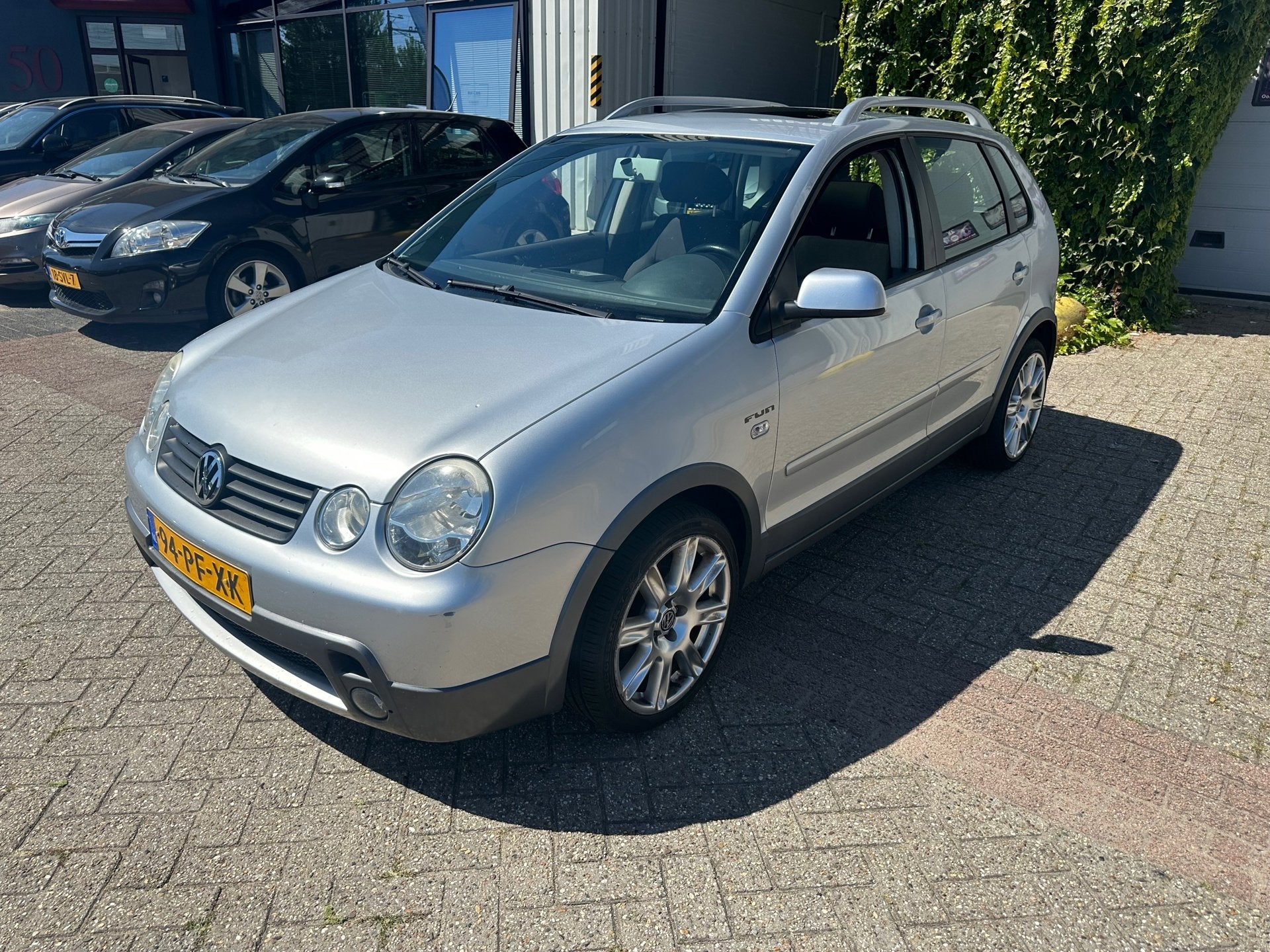 Volkswagen Polo 1.4-16V FUN, Voorwielaandrijving, Gebruikt, 4 cilinders, 1081 kg