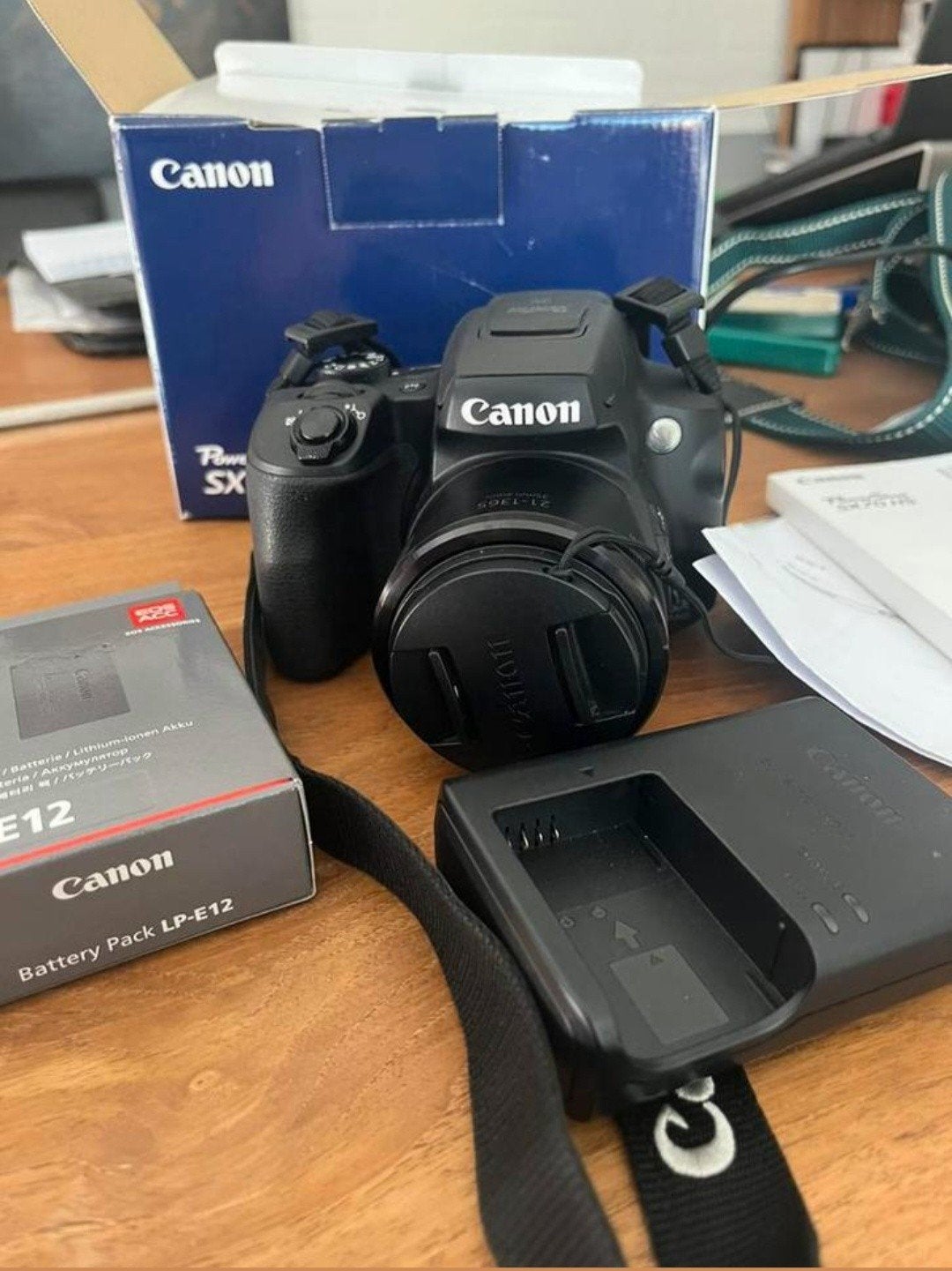 Canon PowerShot SX70 HS – Complete set in doos (ZGAN / ~8k, Canon, Ophalen of Verzenden, Beeldstabilisatie, 8 keer of meer