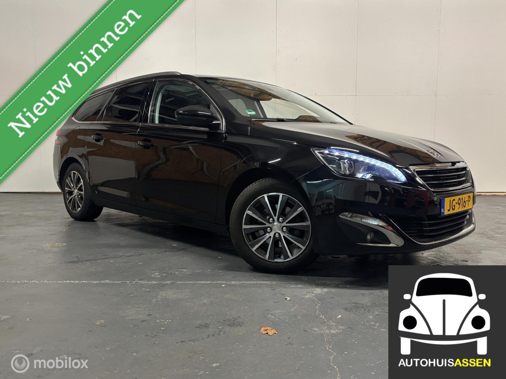 Peugeot 308 SW 1.2 PureTech Allure, Voorwielaandrijving, Gebruikt, Euro 6, 1199 cc