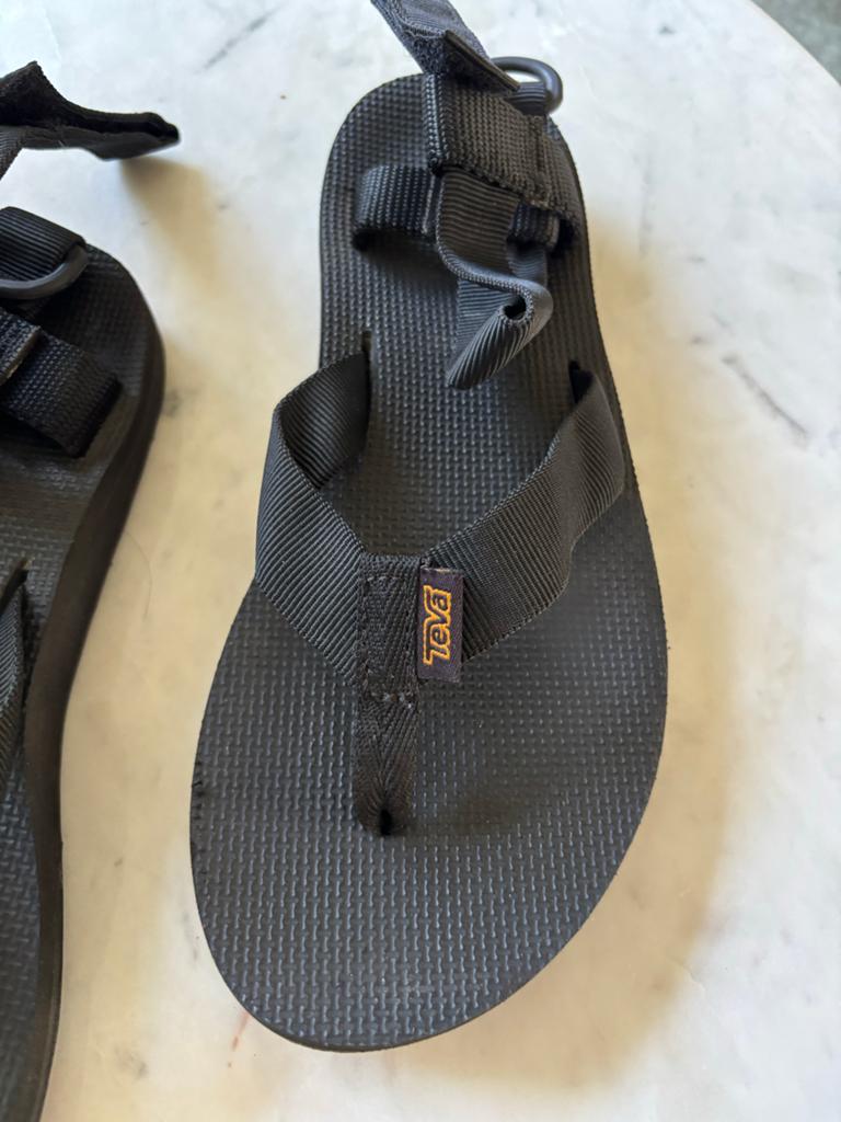 Teva sandalen zwart - Zo goed als nieuw, Ophalen of Verzenden, Zo goed als nieuw, Zwart, Sandalen of Muiltjes
