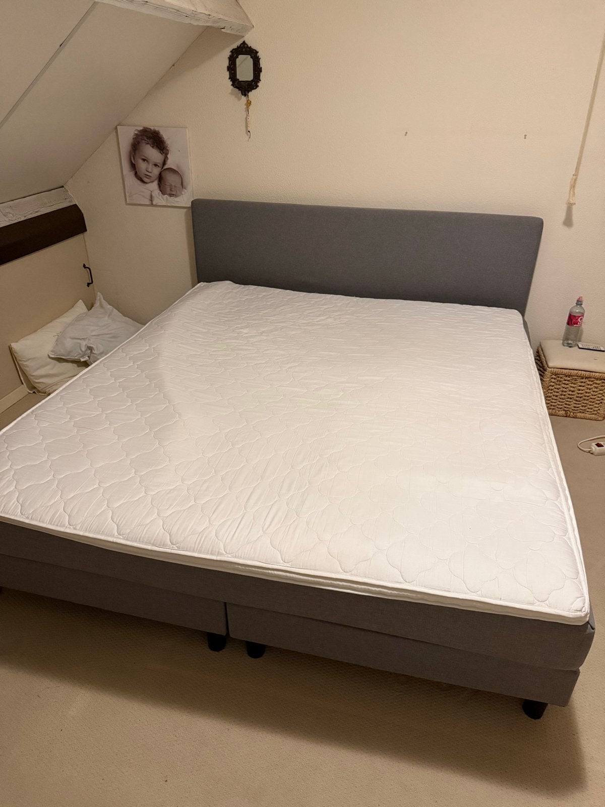 Comfortabel tweepersoons boxspringbed met matras, Ophalen, Tweepersoons, Zo goed als nieuw, 180 cm