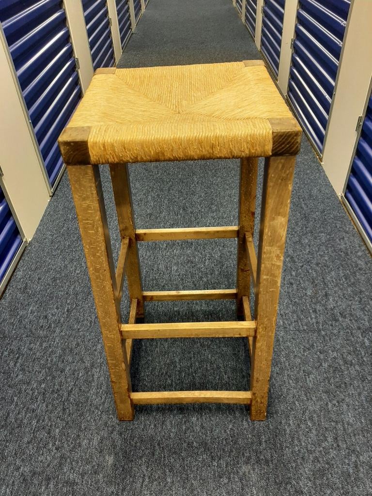 Houten kruk met gevlochten zitting, Ophalen of Verzenden, Gebruikt, Hout