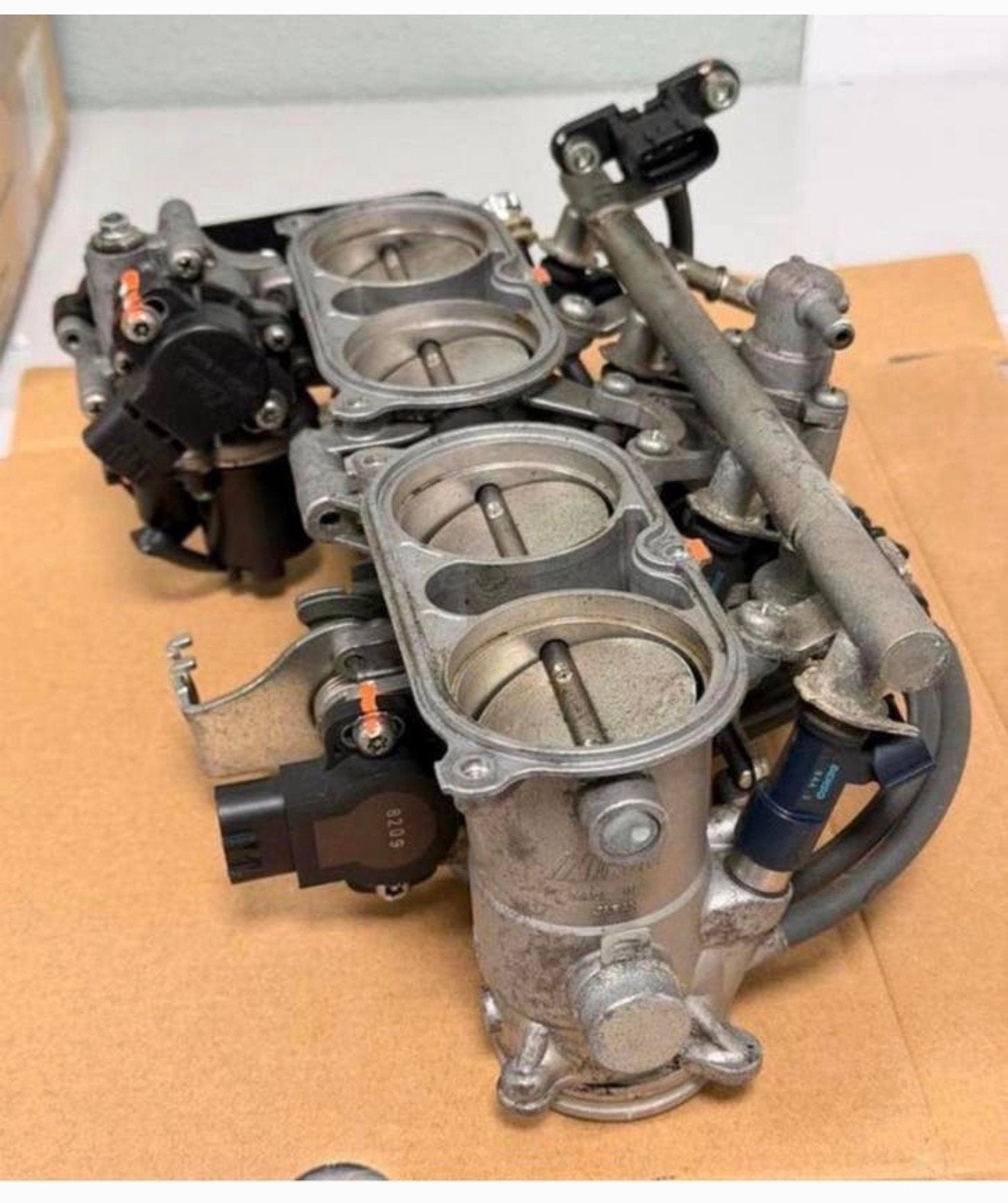 Gasklephuis Yamaha YZF R1 2004-2006 compleet Throttle body, Gebruikt, Ophalen of Verzenden, H, H