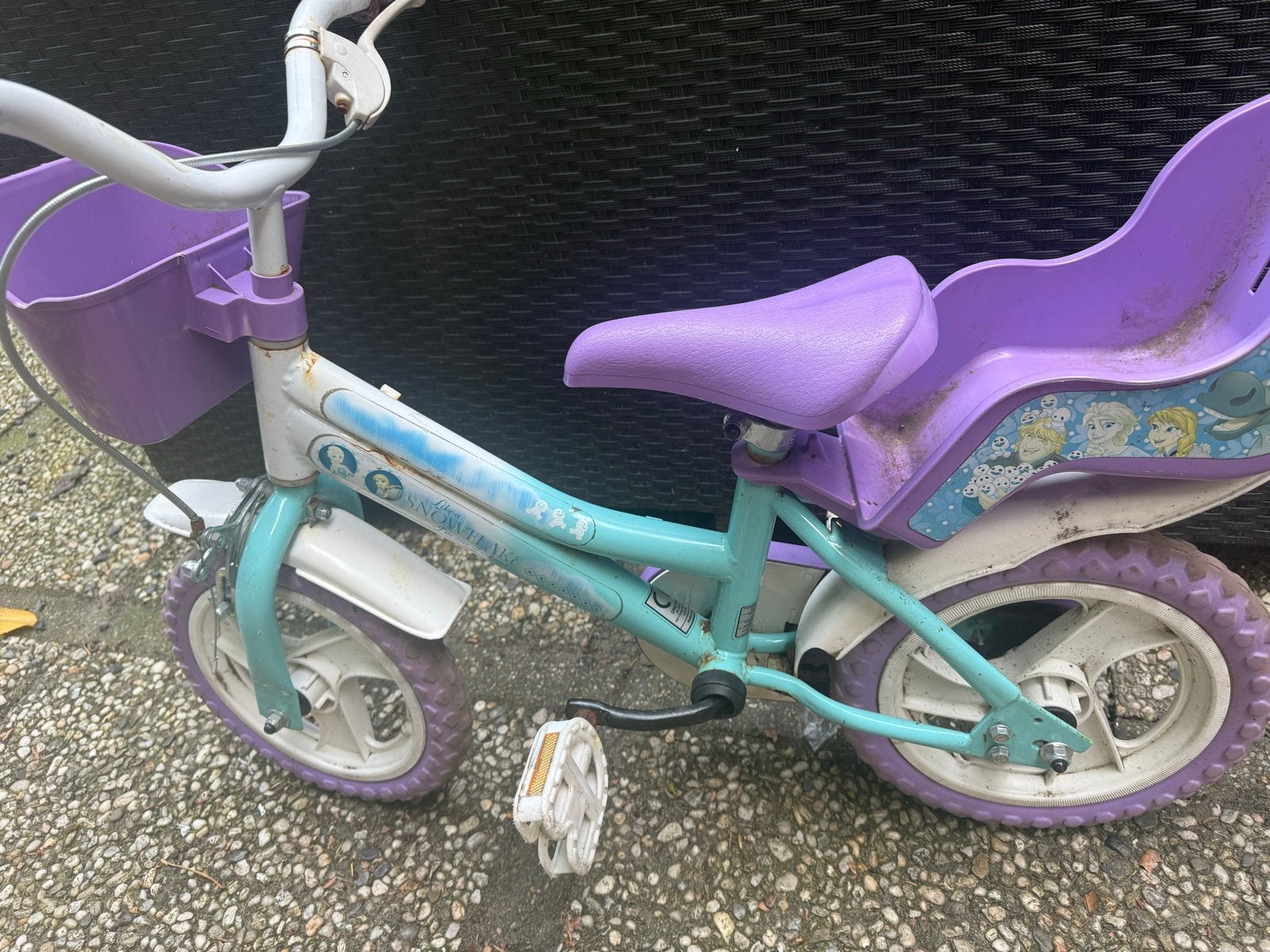 Frozen Kinderfiets 12 inch met zitje en mandje, Ophalen of Verzenden, Gebruikt, Velgrem, Minder dan 16 inch