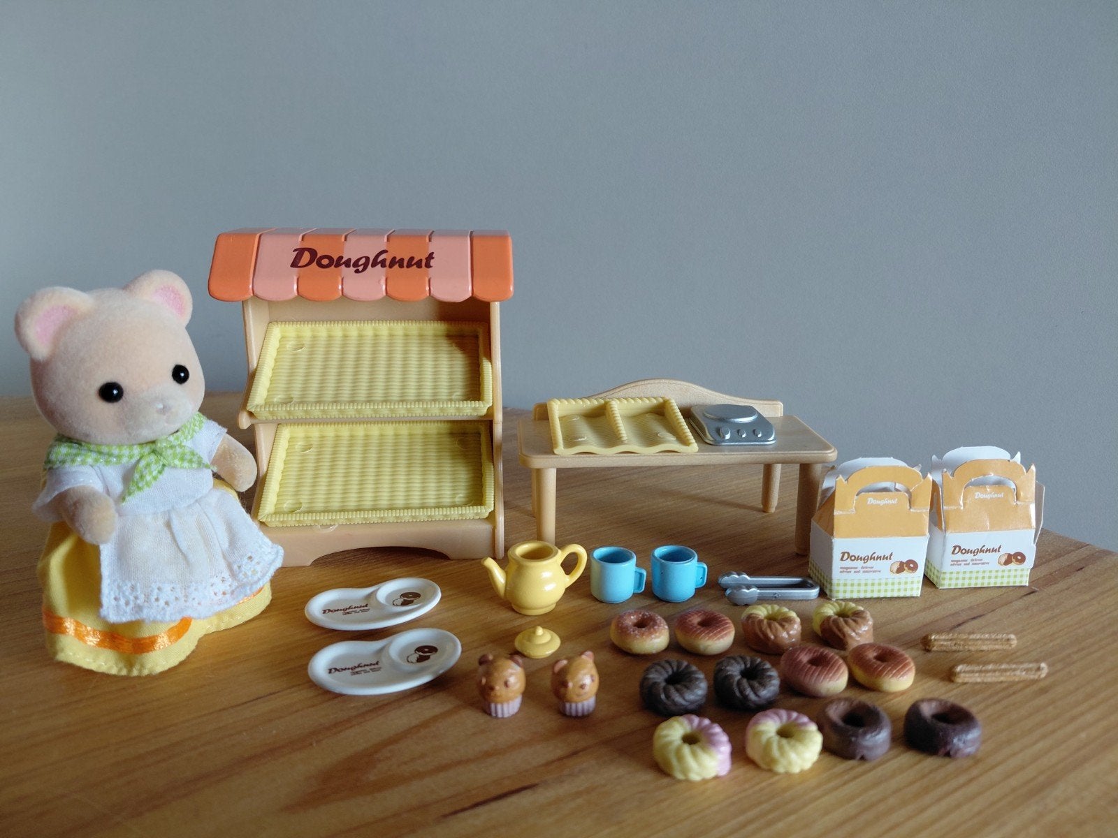 Sylvanian families donutshop/beer/winkel, Ophalen of Verzenden, Zo goed als nieuw