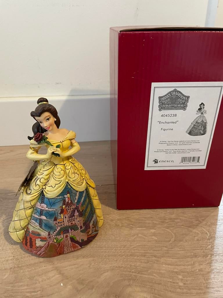 Disney traditions Jim shore  BELLE Castle Dress "Enchanted", Ophalen of Verzenden, Assepoester of Belle, Zo goed als nieuw, Beeldje of Figuurtje