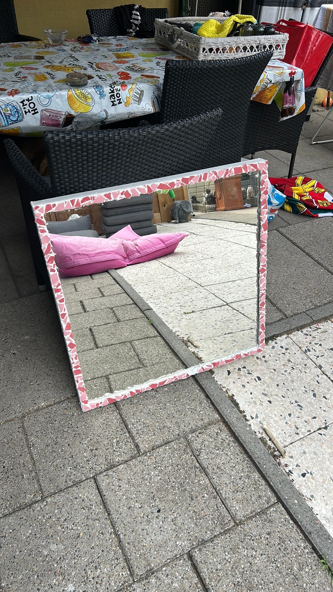 Spiegel met mozaïeklijst roze 70x71 cm, Huis en Inrichting, Woonaccessoires | Spiegels, Ophalen, Zo goed als nieuw, Minder dan 50 cm
