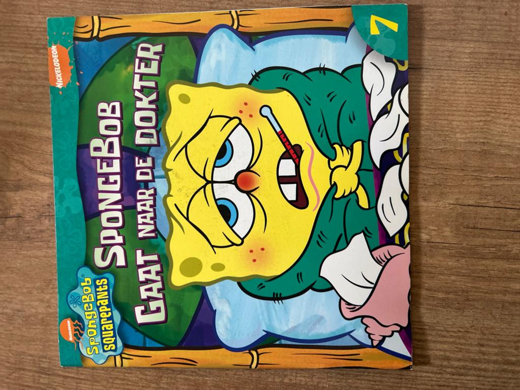 SpongeBob Gaat Naar De Dokter - Nickelodeon Boek, Boeken, Ophalen, Zo goed als nieuw, Fictie algemeen