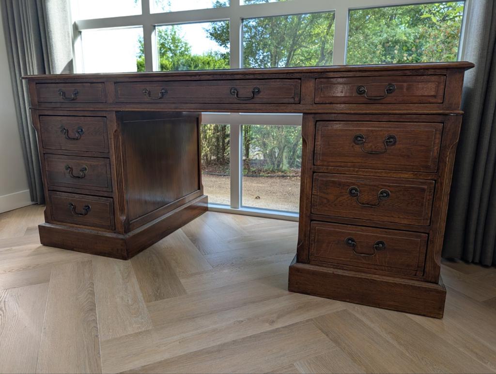 Klassiek Engels bureau van donker eikenhout, Ophalen of Verzenden