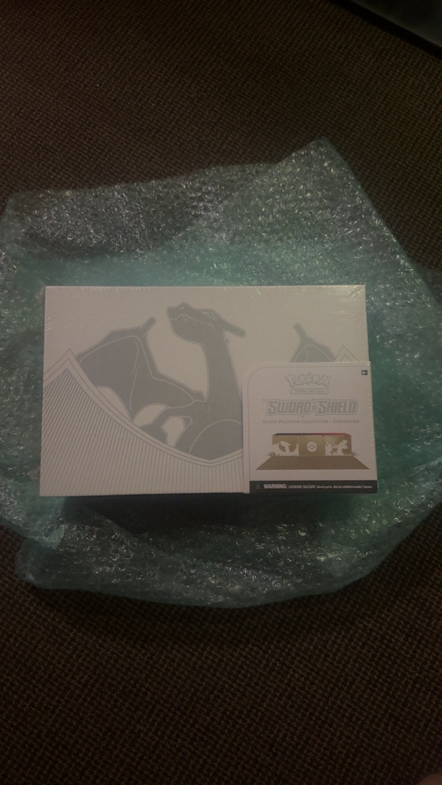 Charizard sword and shield UPC ( MOET VANDAAG WEG !! ), Hobby en Vrije tijd, Verzamelkaartspellen | Pokémon, Ophalen, Nieuw, Meerdere kaarten