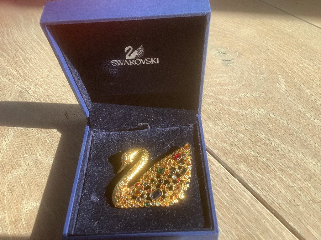 Swarovski 1995 broche zwaan exclusief voor leden van SCS, Sieraden, Tassen en Uiterlijk, Broches, Overige materialen, 4 tot 7 cm