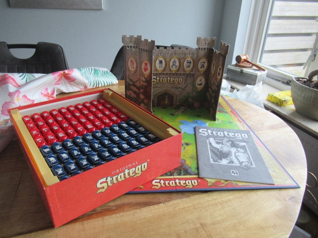 Compleet spel Stratego original., Ophalen of Verzenden, Zo goed als nieuw