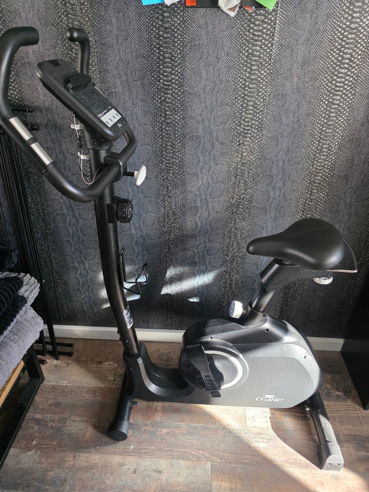Crane Hometrainer - Zo goed als nieuw, nog geen jaar oud, Ophalen, Zo goed als nieuw, Metaal, Benen