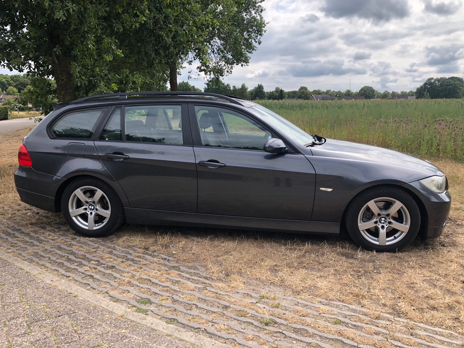 BMW 3-Serie 2.0 I 320 Touring AUT 2007 Grijs, Automaat, 1995 cc, 4 cilinders, 1435 kg