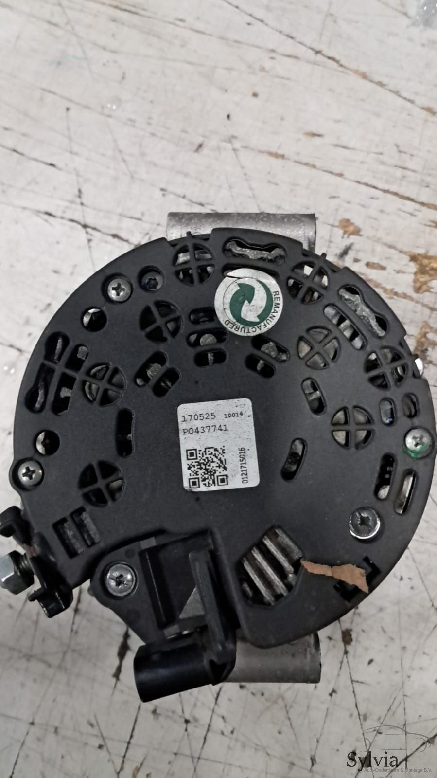 Dynamo 180AH BMW 1 / 3 / 5 serie E88 E82 E90 E91 E92 E93 E60, Gebruikt, -, -, Ophalen of Verzenden