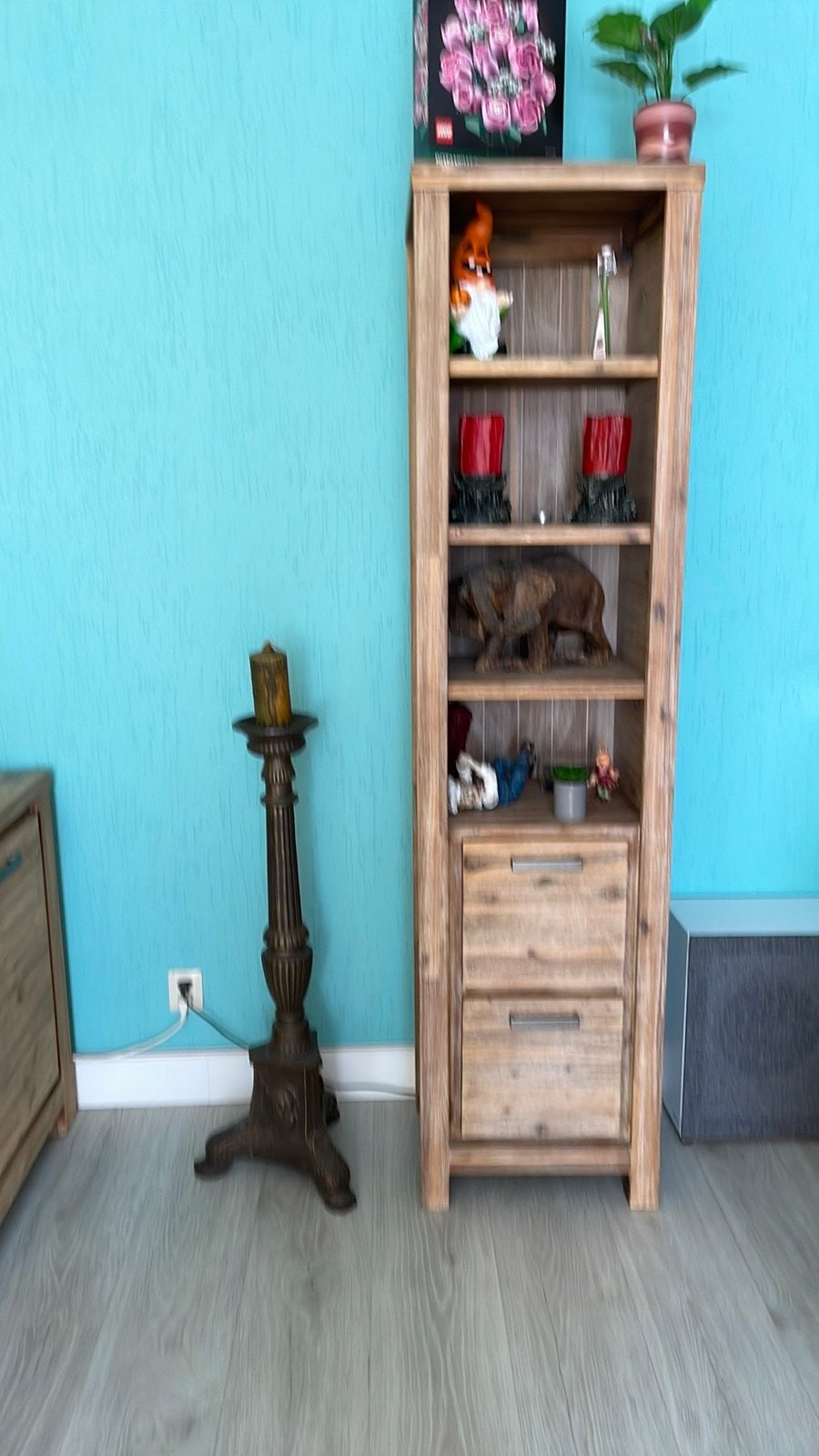 Acacia houten kast, Ophalen, Zo goed als nieuw