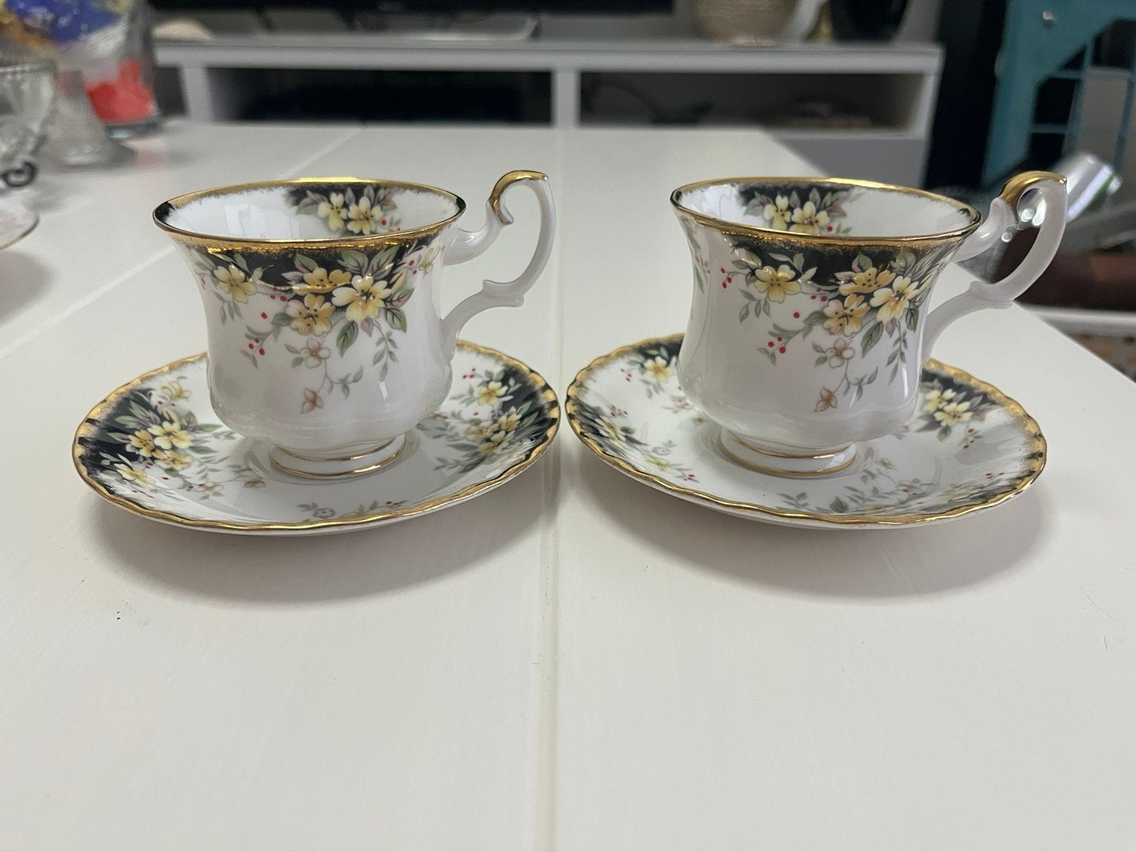 Royal Albert Ascot theekopjes en schotels (set van 2), Antiek en Kunst, Ophalen