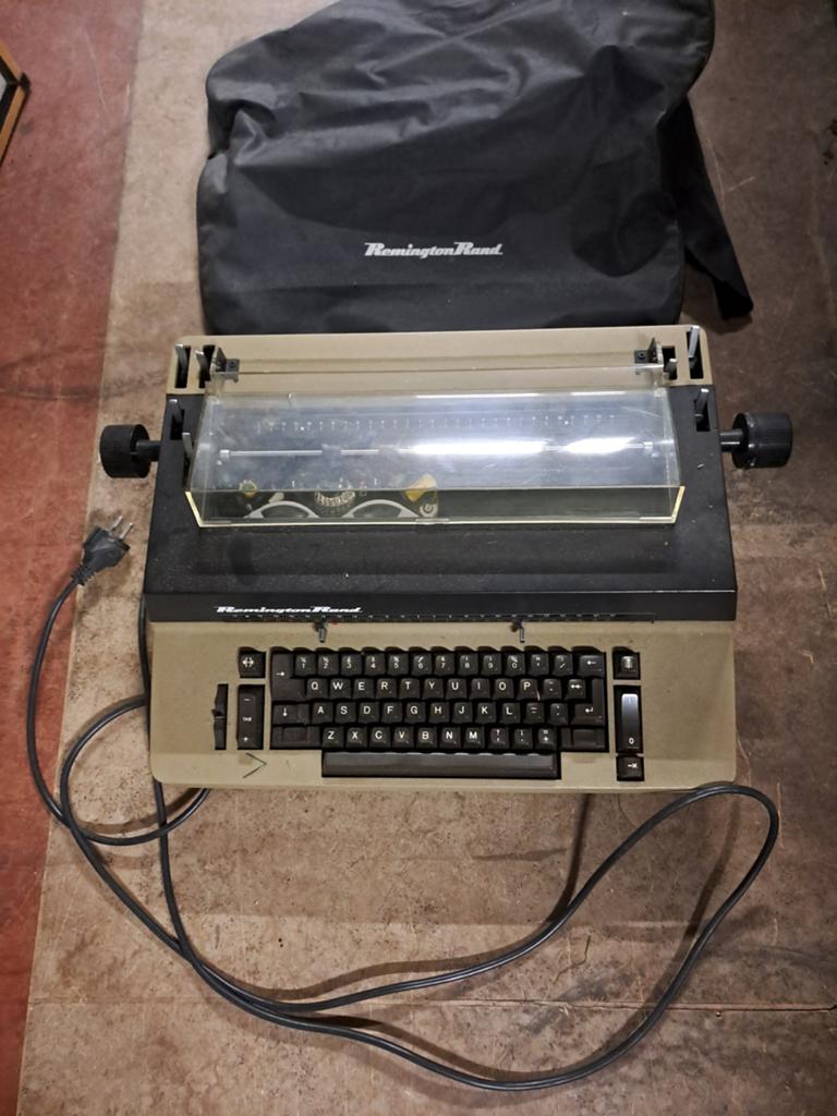 Remington Rand elektrische typemachine, Diversen, Typemachines, Ophalen, Gebruikt
