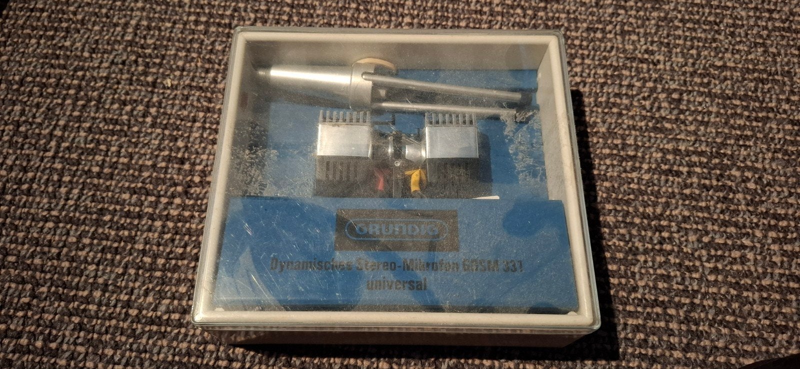 Grundig Tafel Microfoon GDSM 331 - Vintage Stereo Microfoon, Muziek en Instrumenten, Microfoons, Ophalen of Verzenden, Gebruikt