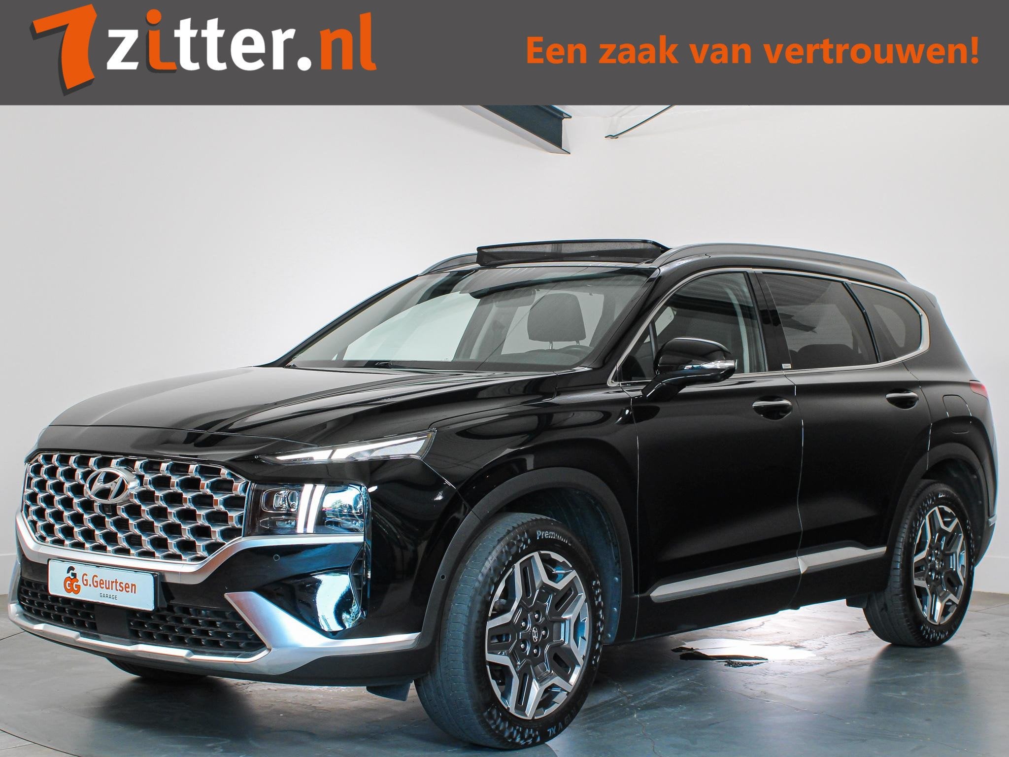 Hyundai Santa Fe 1.6 T-GDI HEV Premium Sky 7-Persoons Panora, Auto's, Santa Fe, Gebruikt, 4 cilinders, Leder