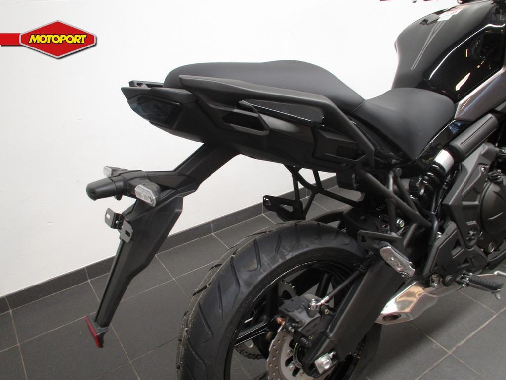 Kawasaki VERSYS 650 (bj 2026), Motoren, Bedrijf, Info@kawasaki.nl, Toermotor, Jacobus Spijkerdreef 1-3
2132 PZ  Hoofddorp, NL