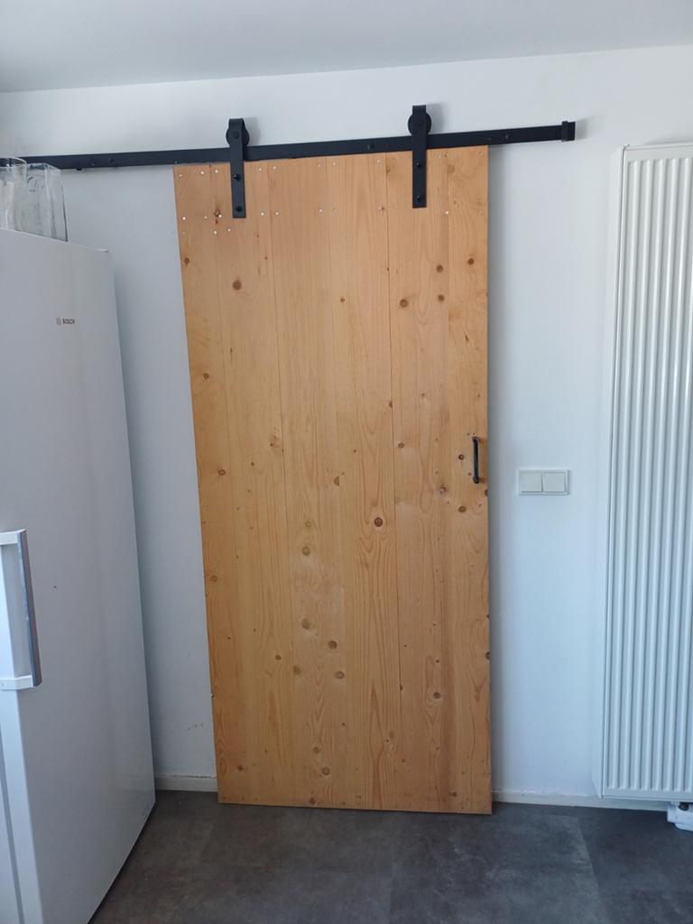 Houten schuifdeur met railsysteem, Doe-het-zelf en Verbouw, Deuren en Horren, Gebruikt, 80 tot 100 cm, Binnendeur, Ophalen of Verzenden