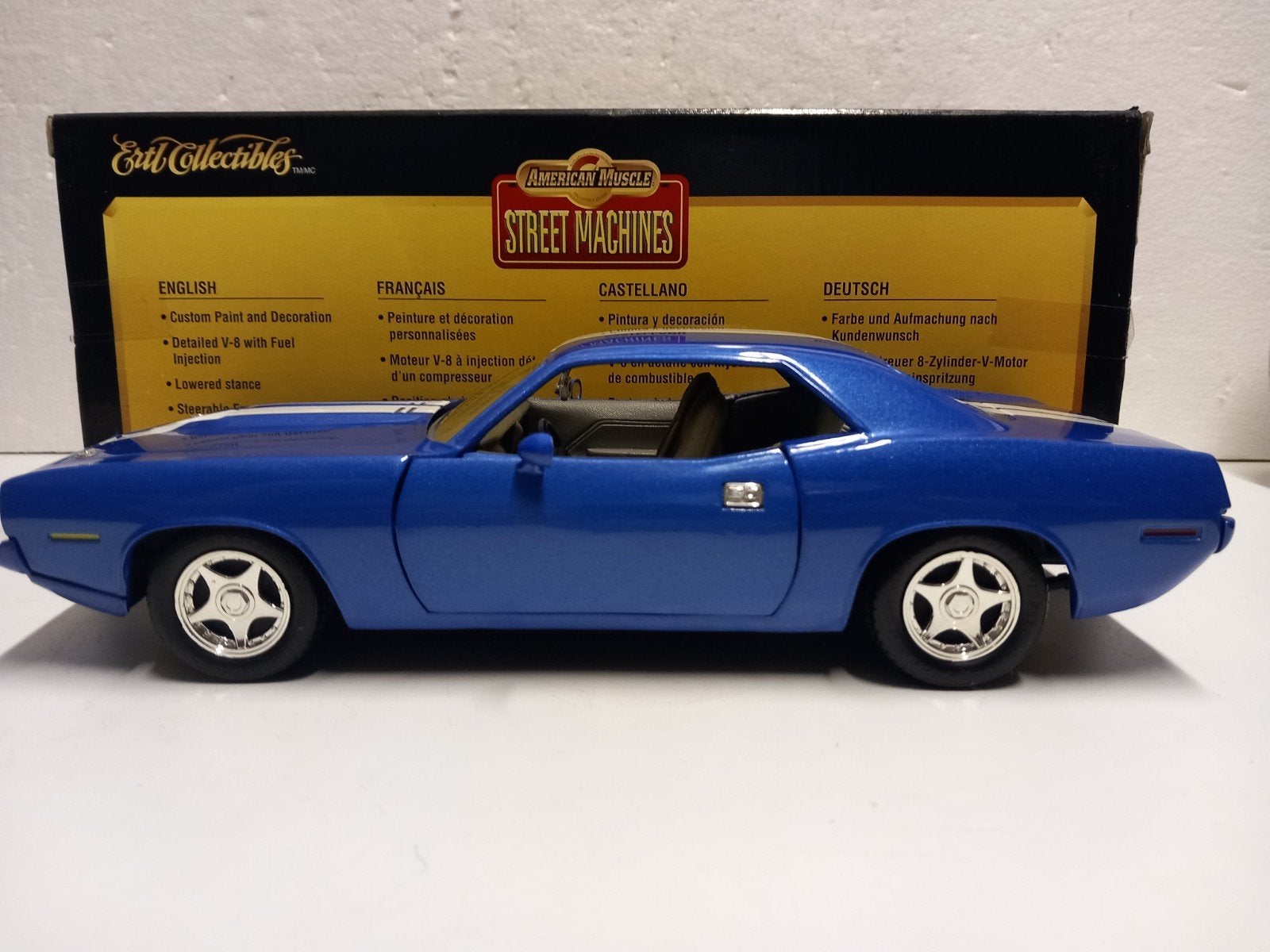 Plymouth Cuda Barracuda 1970 blauw ERTL Muscle 1:18 KRD, Ophalen of Verzenden, Zo goed als nieuw, Auto, ERTL