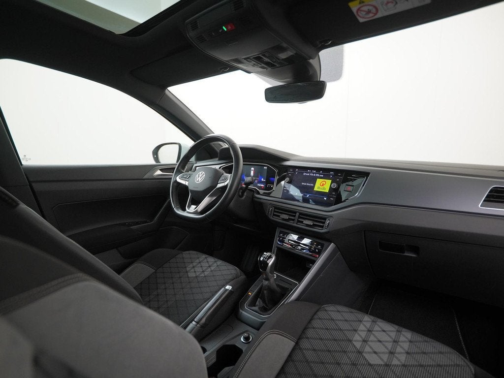 Volkswagen Taigo 1.0 TSI R-Line | Schuifdak | Trekhaak | Zon, Auto's, Volkswagen, Voorwielaandrijving, 12 maanden, Stof, Gebruikt