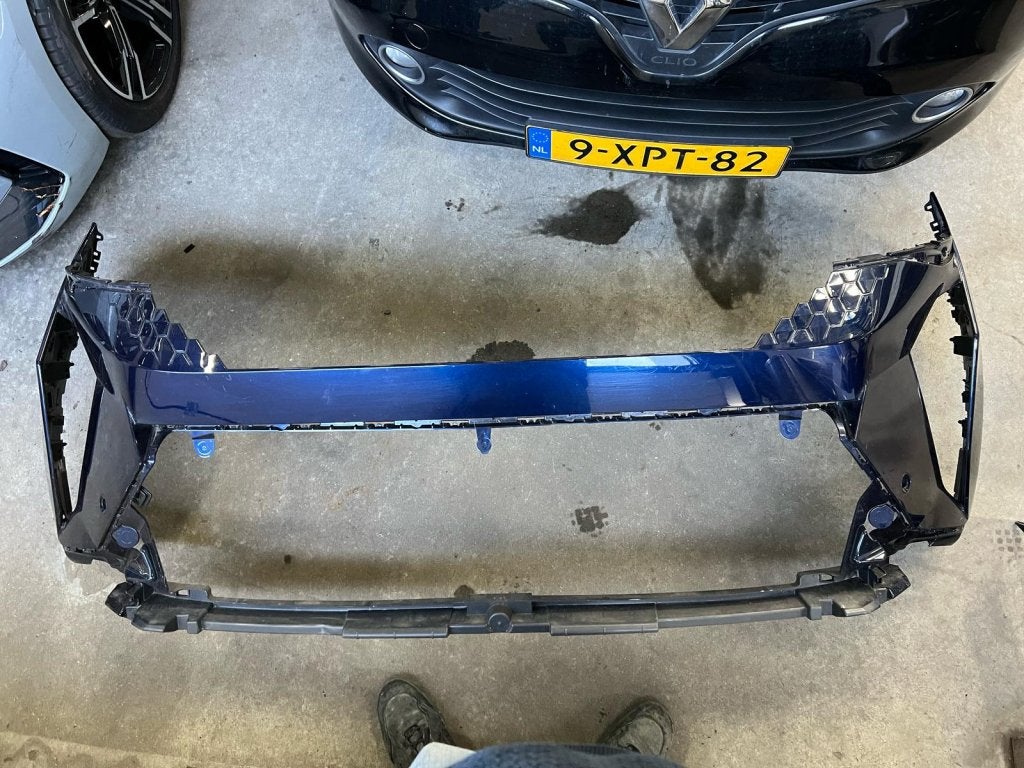 voorbumper scenic 5 pdc 620225022r 2024+ blauw, Auto-onderdelen, Carrosserie en Plaatwerk, Gebruikt, Frankrijk, Info@renault.com