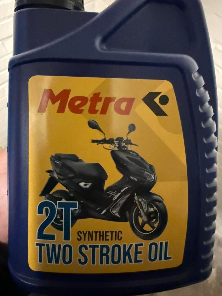 Metra 2takt synthestisch motorolie 1 liter, Motoren, Ophalen of Verzenden