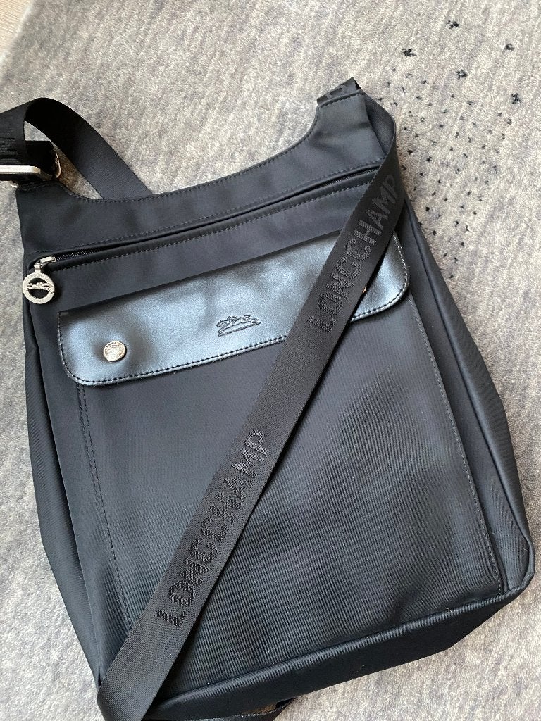 Longchamp Tas - Zwart - Schoudertas / Crossbody, Ophalen of Verzenden, Zo goed als nieuw, Zwart, Handtas