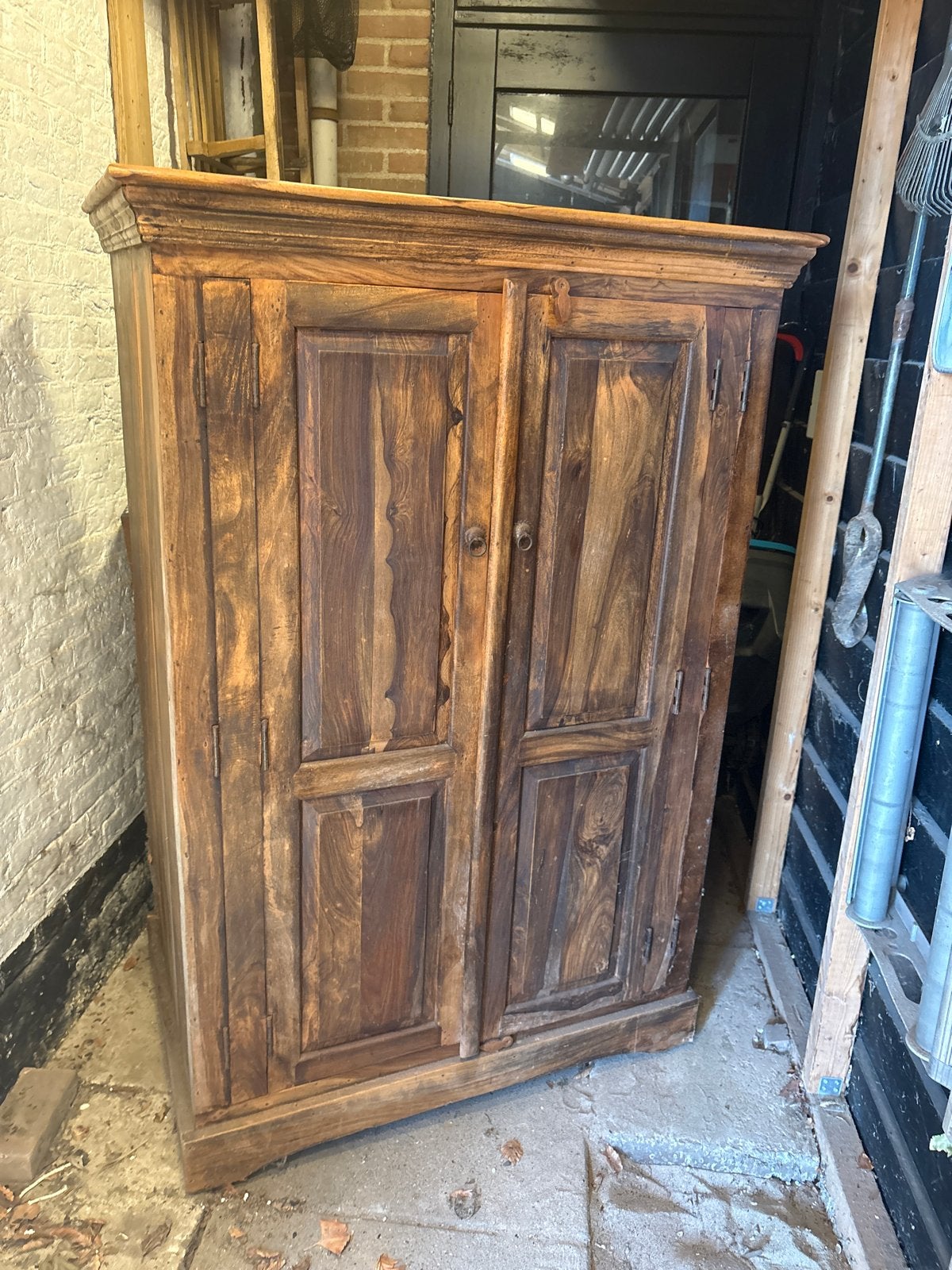 Massief houten kast - 150x102x64 cm, Ophalen