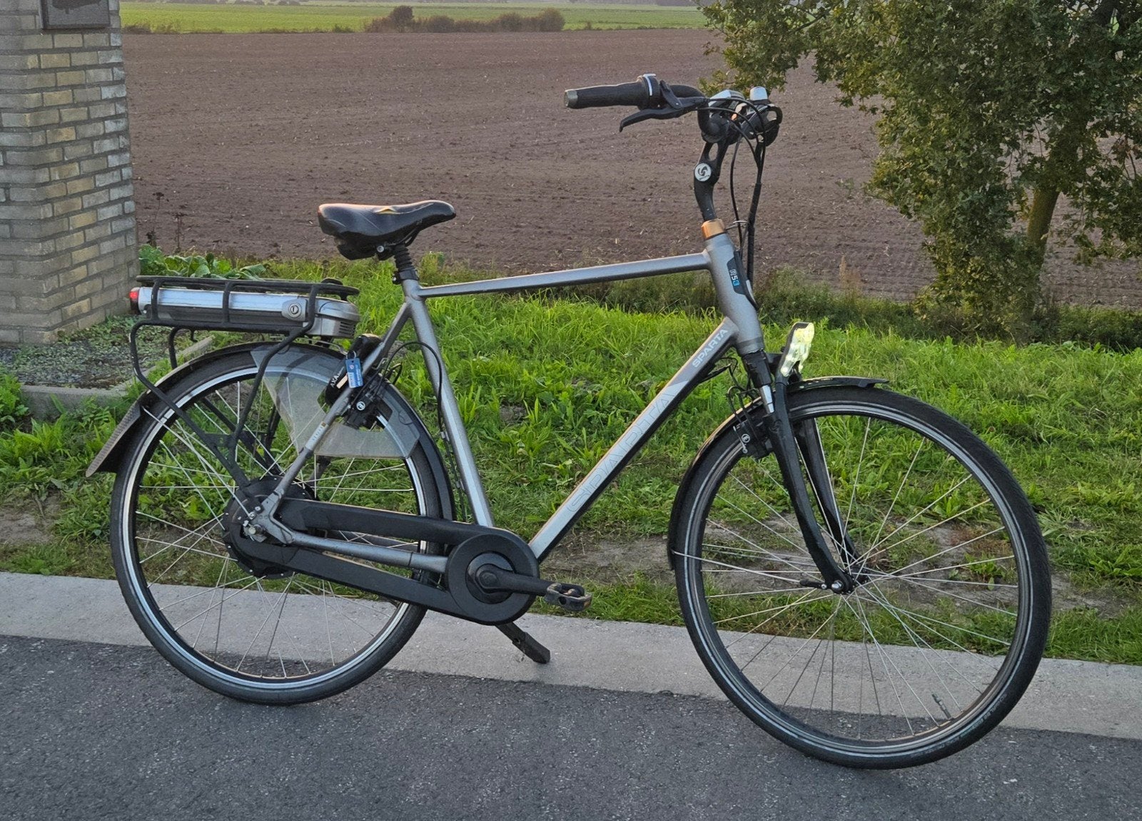 Sparta R5E, nieuwe motor, wiel en remblokken