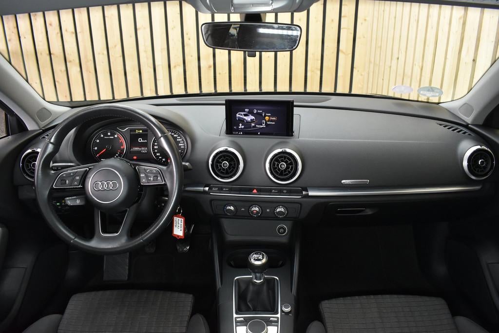 Audi A3 Sportback 1.0 TFSI Sport Lease Edition 153dkm 2e eig, Stof, Gebruikt, Zwart, Origineel Nederlands