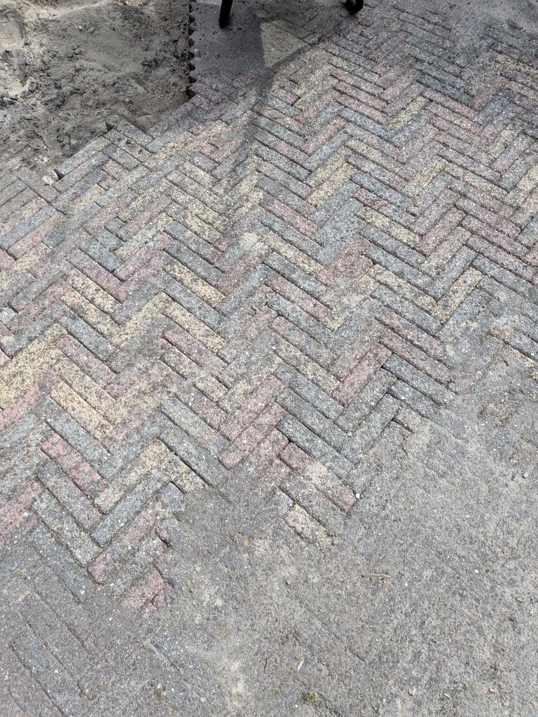 Gratis Gebruikte Klinkers 20x5x7 cm - ca. 7m2, Tuin en Terras, Tegels en Klinkers, Gebruikt, Klinkers, Beton, 5 tot 10 m²