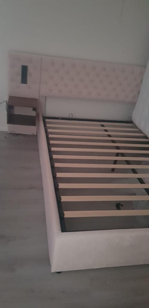 160x200, Huis en Inrichting, Slaapkamer | Bedden, Ophalen of Verzenden, 200 cm, Grijs, 160 cm