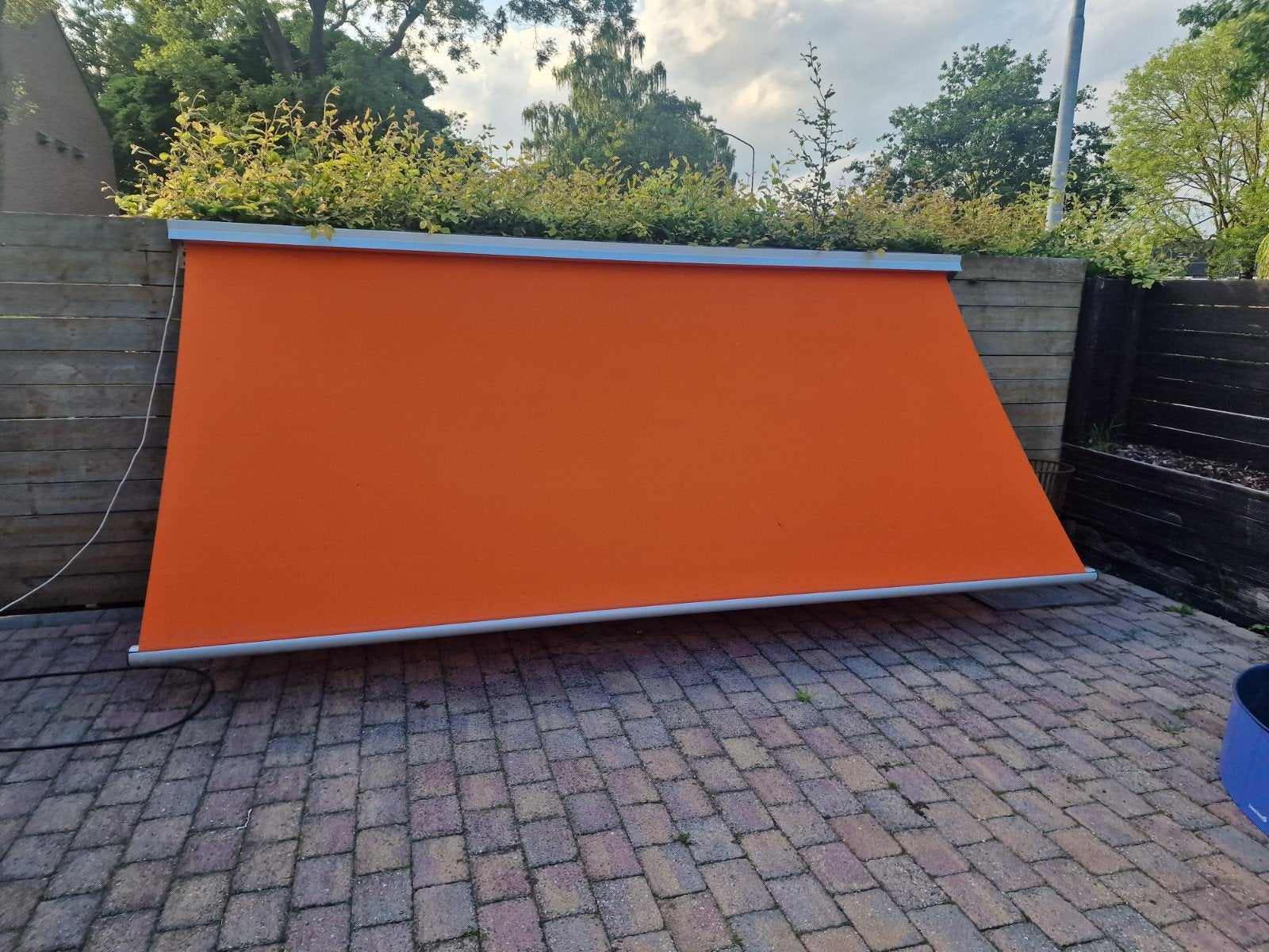 Electrische zonnescherm, Tuin en Terras, Zonneschermen, 150 tot 300 cm, Ophalen, Gebruikt, Knikarmscherm