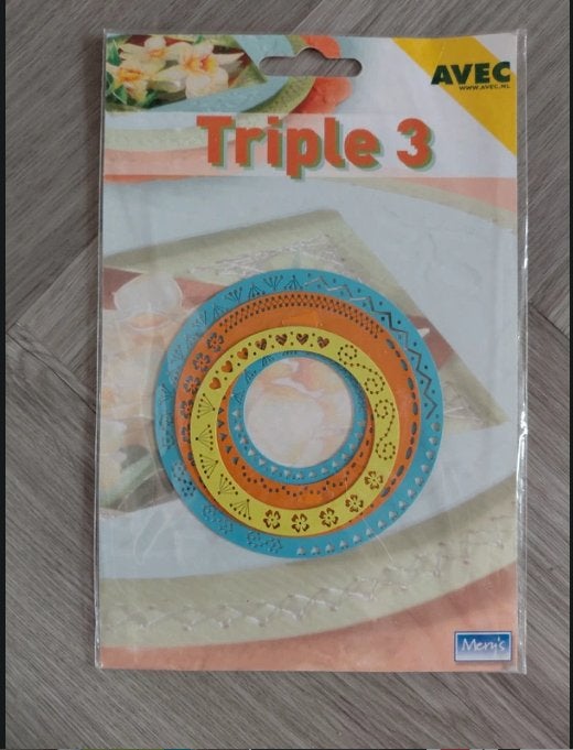 Set snij / embos / sierprik borduurmallen 4x (NIEUW), Hobby en Vrije tijd, Ophalen of Verzenden, Nieuw, Overige thema's, Overige typen