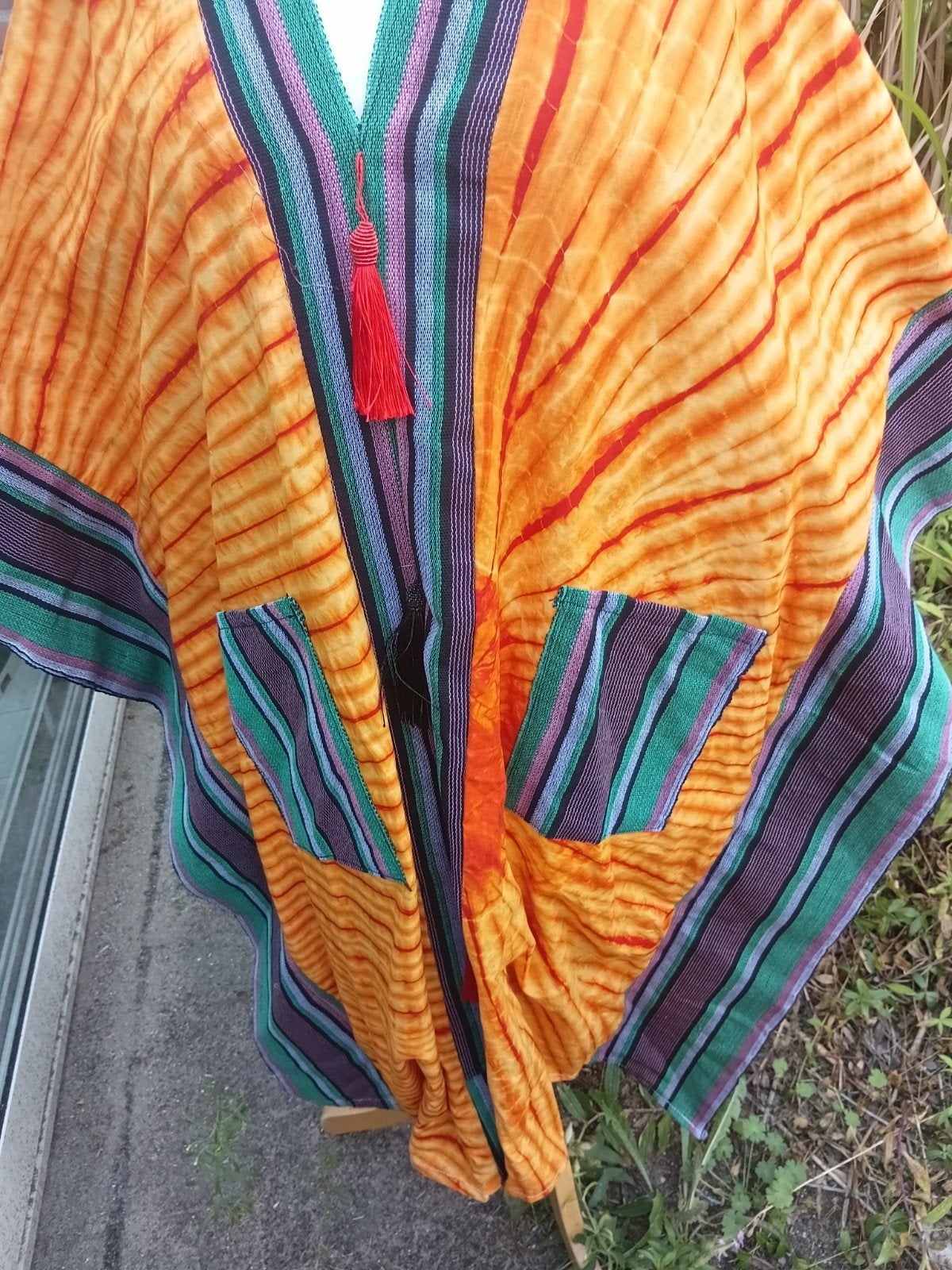 heerlijke kimono afgewerkt met Fugu uit Noorden van Ghana, Ophalen of Verzenden, Nieuw, Maat 42/44 (L)