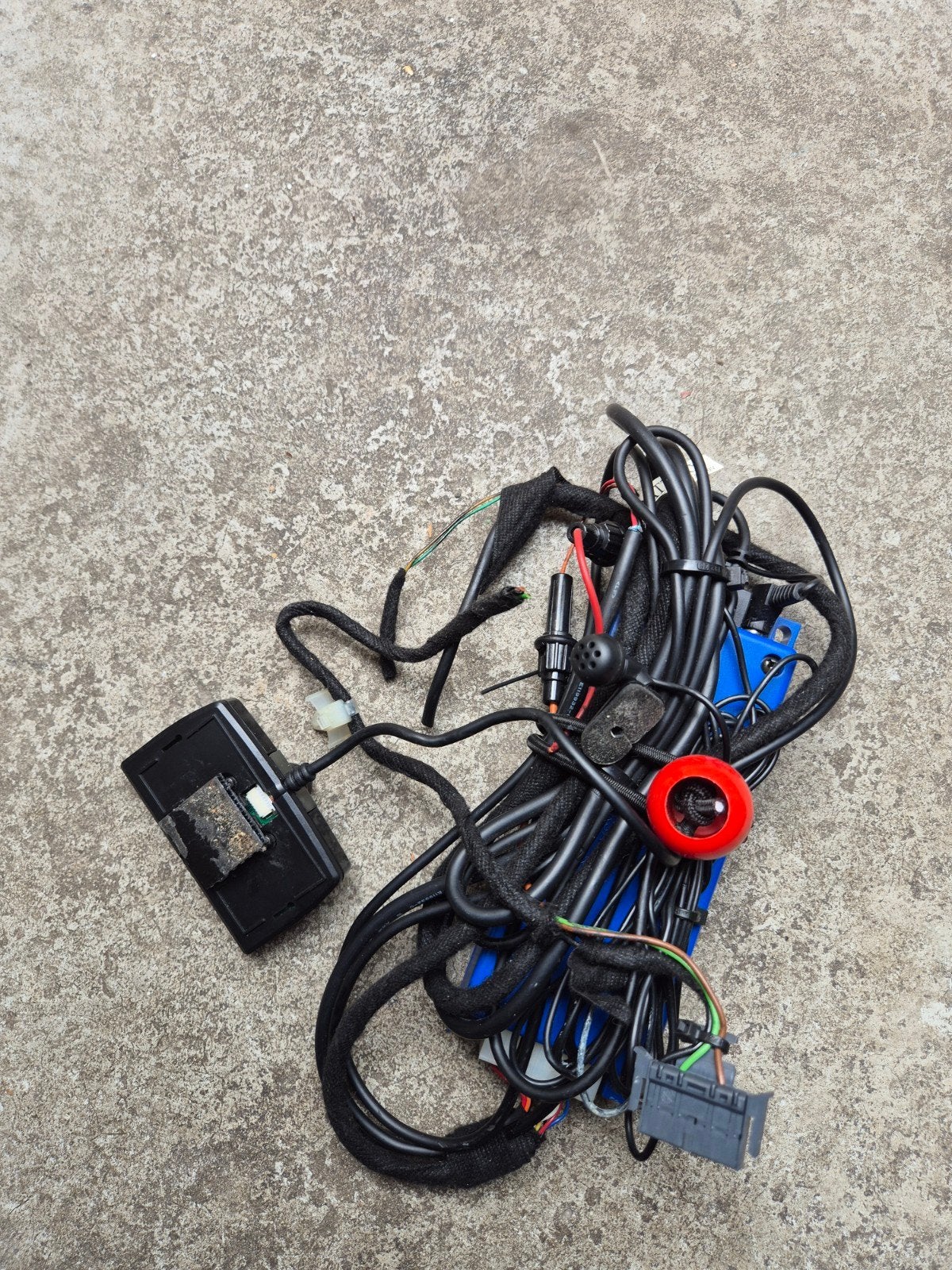 Parrot carkit CK 3100 Bluetooth, Ophalen