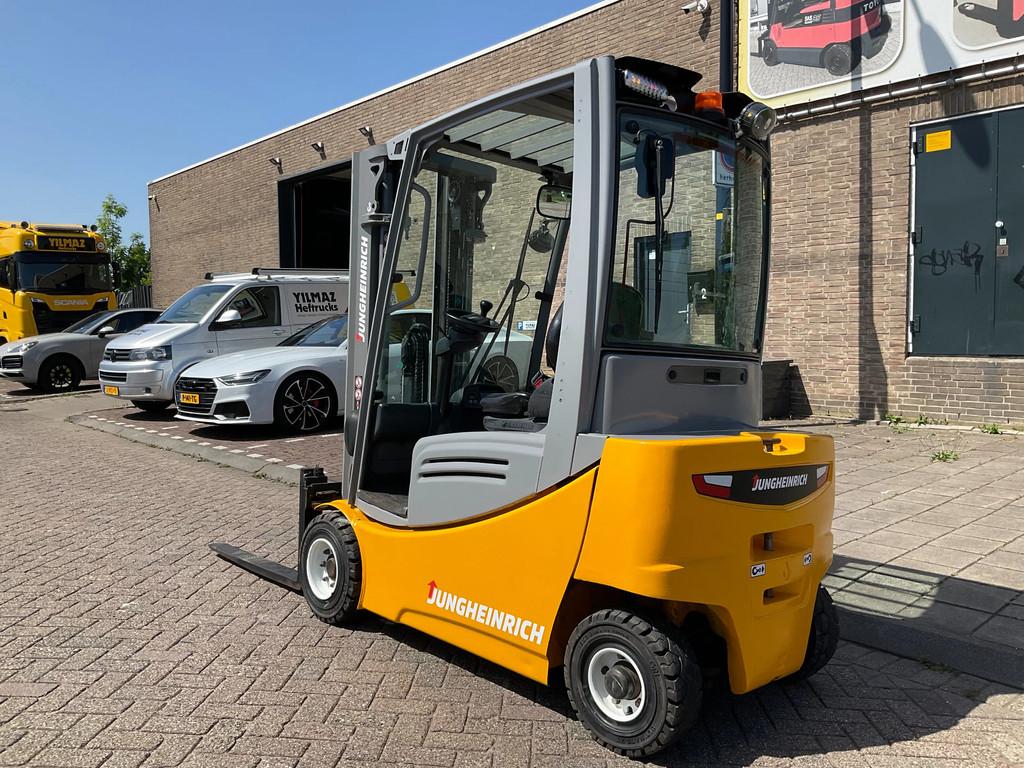 Jungheinrich EFG320 2000KG 4.40METER HEFTRUCK (bj 2019)