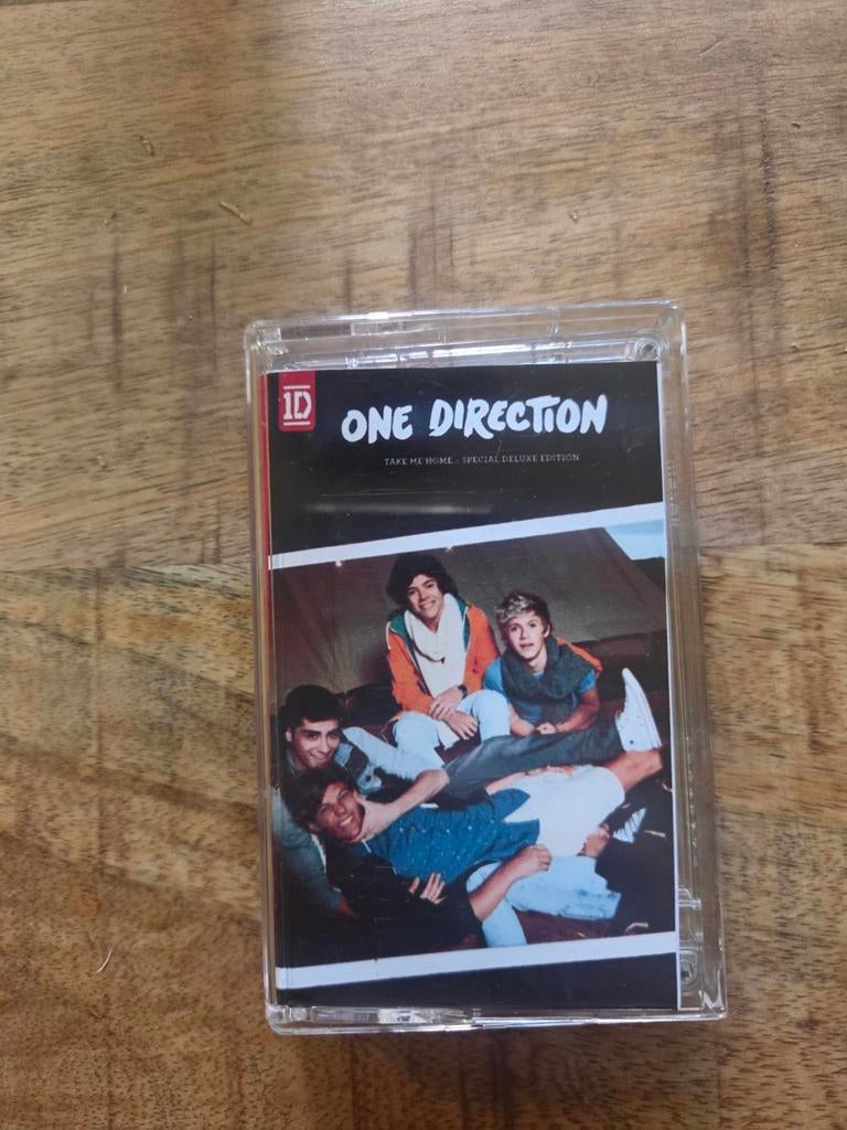 One Direction - Take Me Home  Cassette, Cd's en Dvd's, Cassettebandjes, 1 bandje, Ophalen of Verzenden, Zo goed als nieuw, Origineel